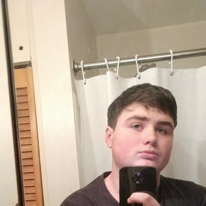 Meet your Posher, Max